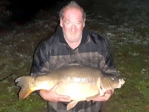 holiday-carp-fishing-france-lac-de-missy-4