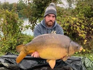 holiday-carp-fishing-france-lac-de-missy-6