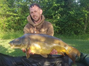 willow-lac-de-missy-holiday-carp-fishing-29