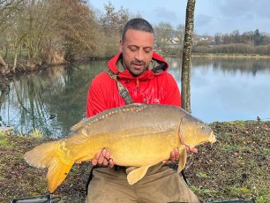 holiday-carp-fishing-france-lac-de-missy-oak-17