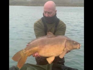 holiday-carp-fishing-france-lac-de-missy-oak-19
