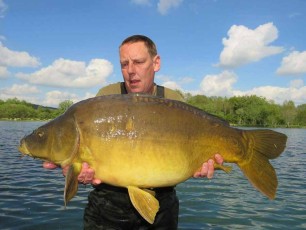 holiday-carp-fishing-france-lac-de-missy-oak-27