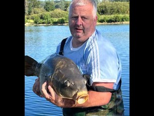 holiday-carp-fishing-france-lac-de-missy-oak-3
